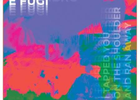 Exposição coletiva "Toquei-te no ombro e fugi"
